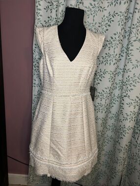 Vince Camuto Cream Textured V-Neck Mini Dress with Fringe Trim